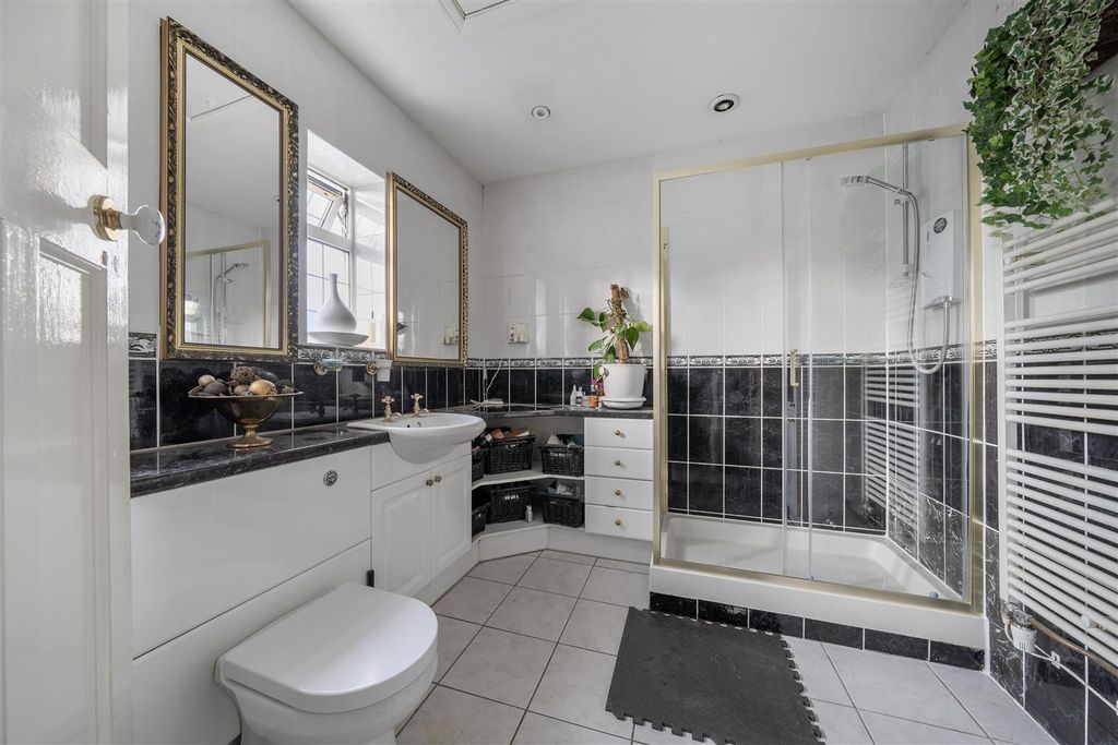 Additional image 16 of 5 bed detached house for saleRowden Hill, Chippenham SN15