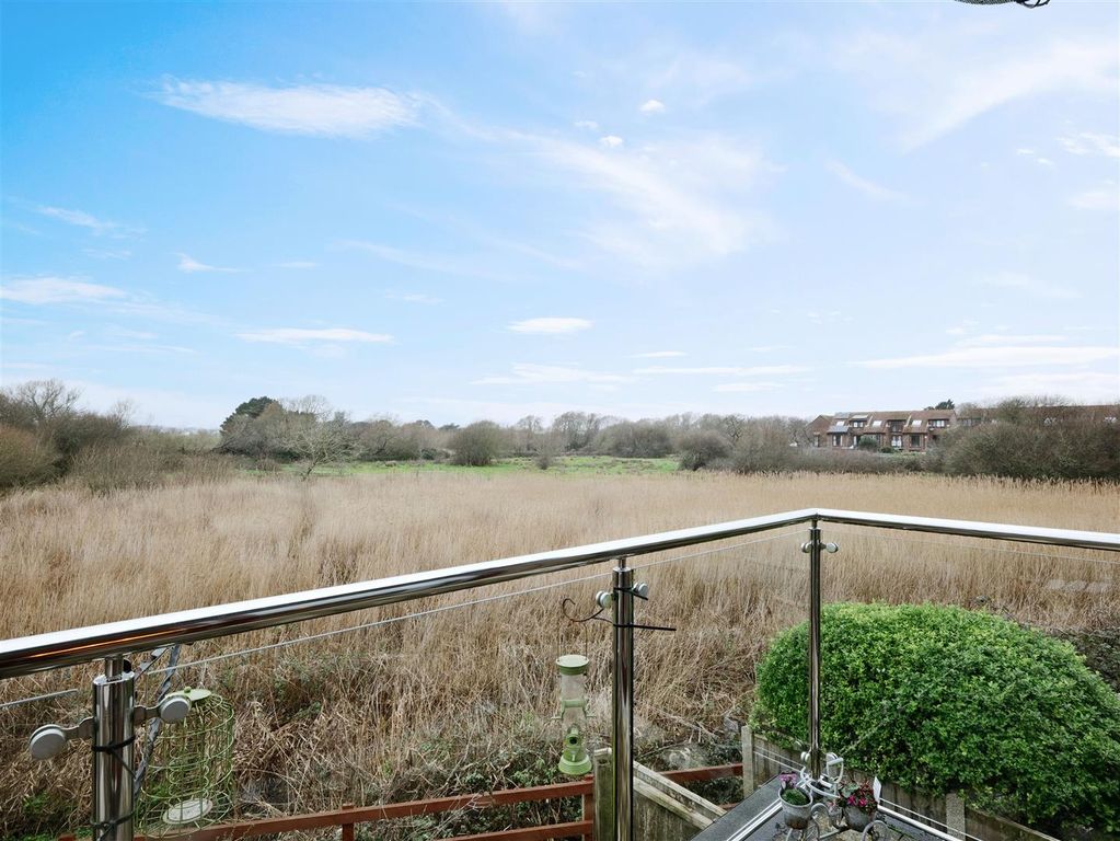 Additional image 15 of 5 bed town house for saleAsquith Close, Christchurch BH23