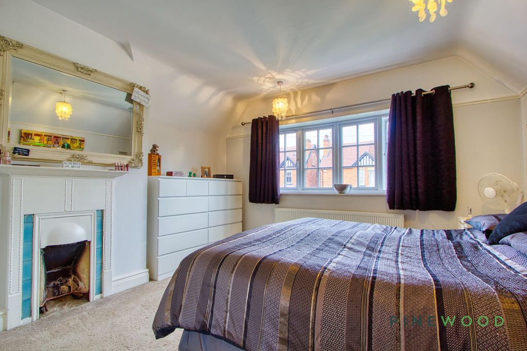 Additional image 22 of 5 bed semi-detached house for saleShaftesbury Avenue, Ashgate, Chesterfield, Derbyshire S40