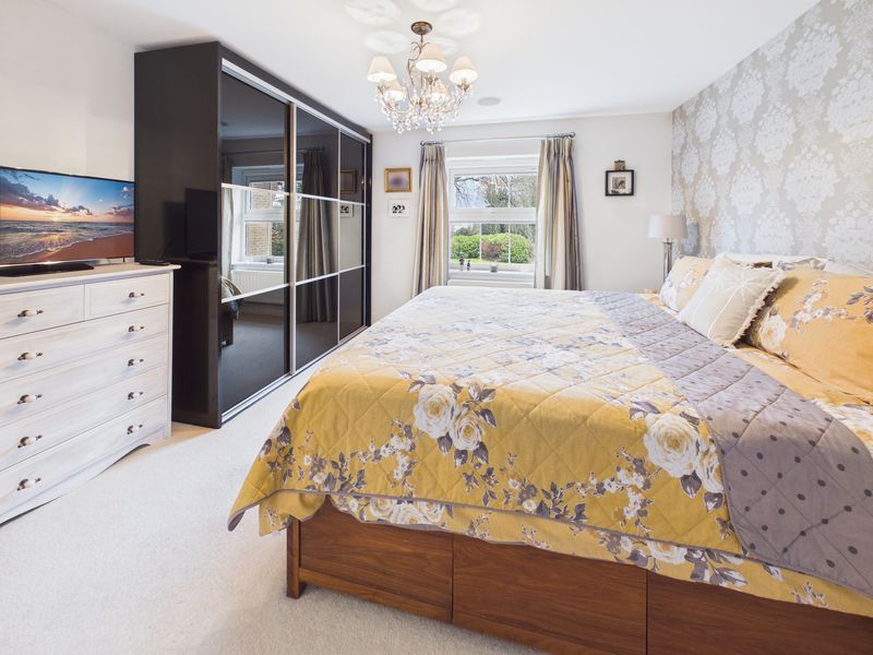 Additional image 16 of 5 bed detached house for saleNewbery Close, Caterham CR3