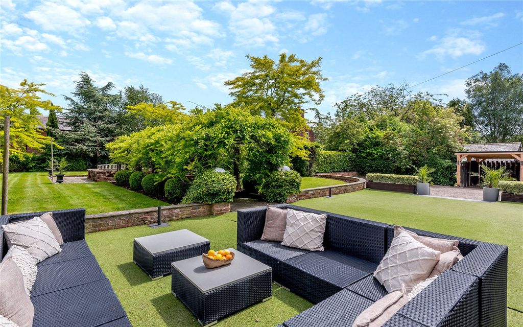 Additional image 15 of 6 bed semi-detached house for saleLittle Rake Lane, Chorlton-By-Backford, Chester CH2