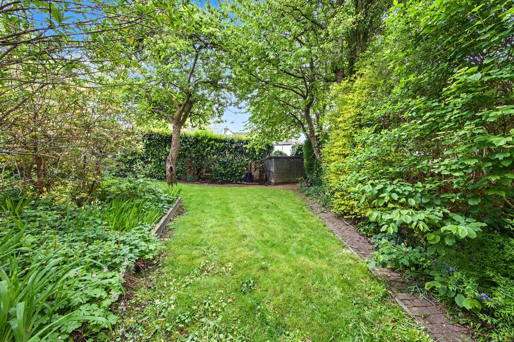 Additional image 41 of 4 bed detached house for saleWhitecotes Lane, Walton, Chesterfield S40