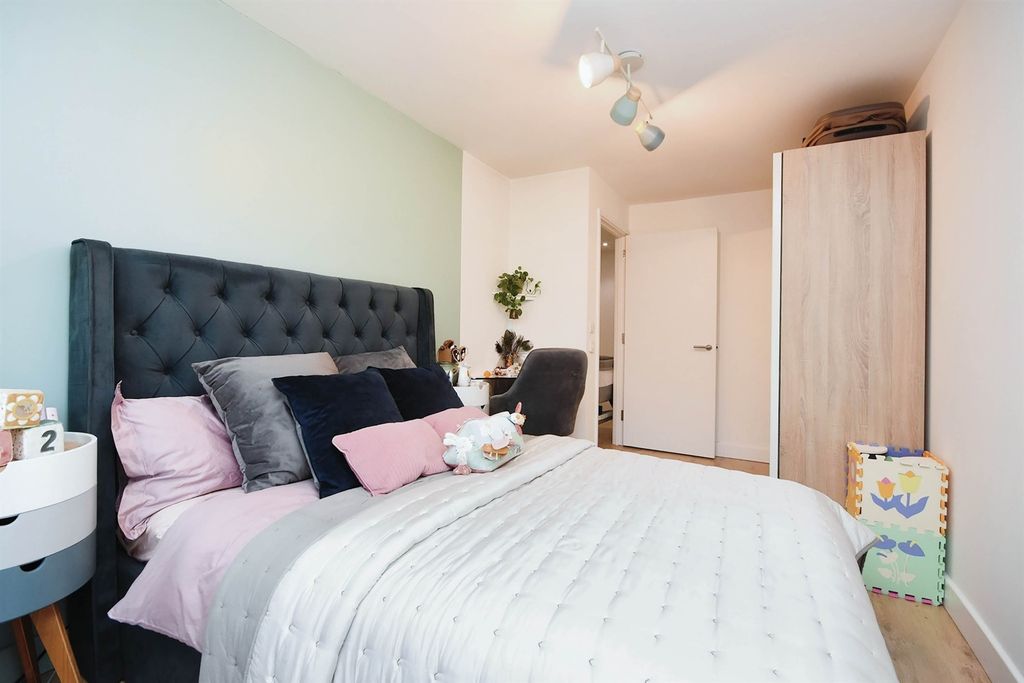 Additional image 12 of 2 bed maisonette for saleBurgess Springs, Chelmsford CM1