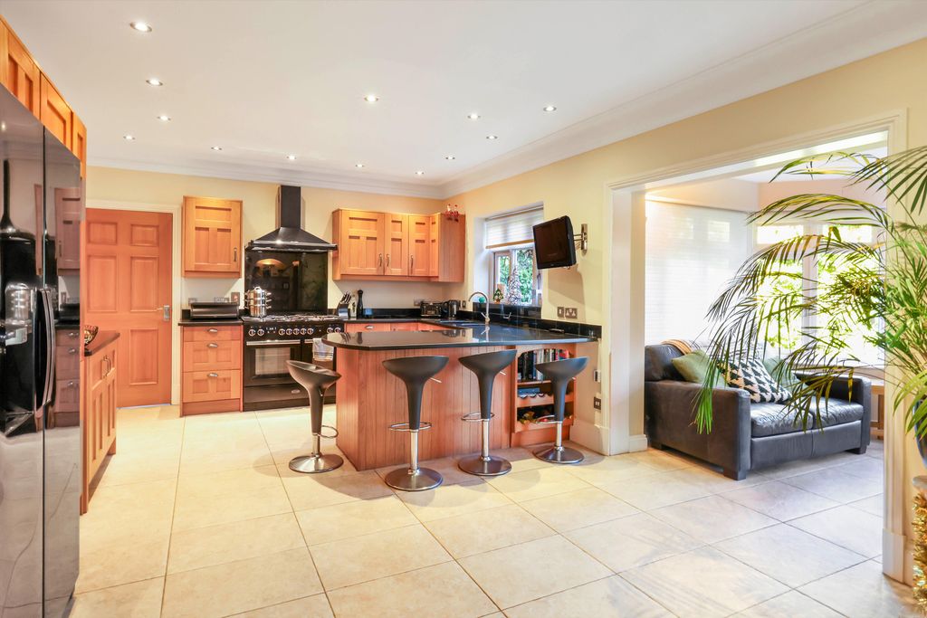 Additional image 2 of 5 bed detached house for saleAshley Road, Charlton Kings, Cheltenham, Gloucestershire GL52