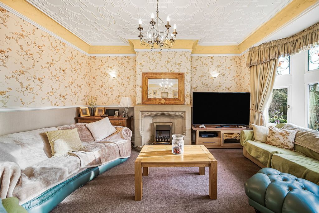 Additional image 5 of 4 bed detached house for salePadiham Road, Burnley BB12