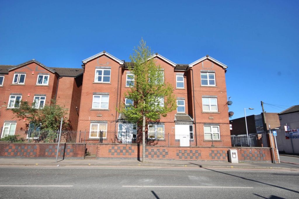 1 bed flat for saleWalmersley Road, Bury BL9