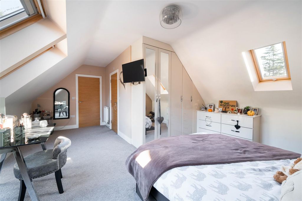 Additional image 30 of 5 bed detached house for saleTreeneuk Gardens, Ashgate, Chesterfield S40