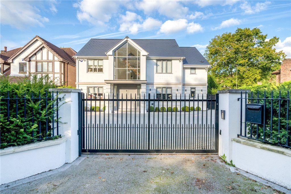 Additional image 29 of 5 bed detached house for saleLeesons Hill, Chislehurst BR7