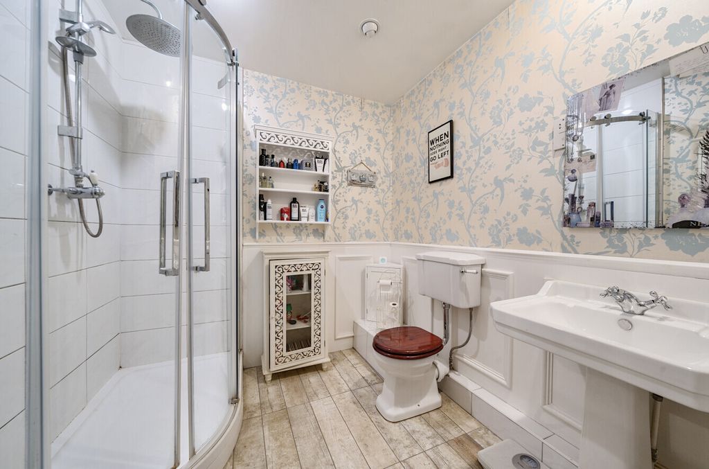 Additional image 39 of 4 bed detached house for saleGuildford Street, Chertsey, Surrey KT16