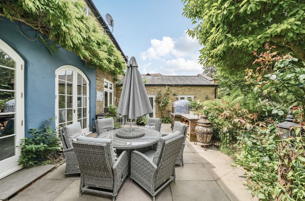 Additional image 9 of 4 bed detached house for saleGuildford Street, Chertsey, Surrey KT16