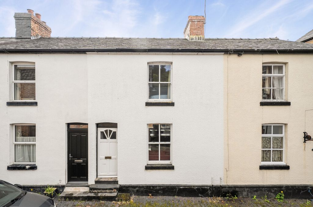 2 bed terraced house for salePicton Street, Llanidloes, Powys SY18