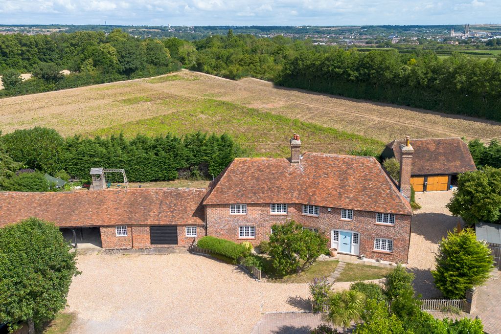 5 bed farmhouse for saleMerton Lane, Canterbury CT4