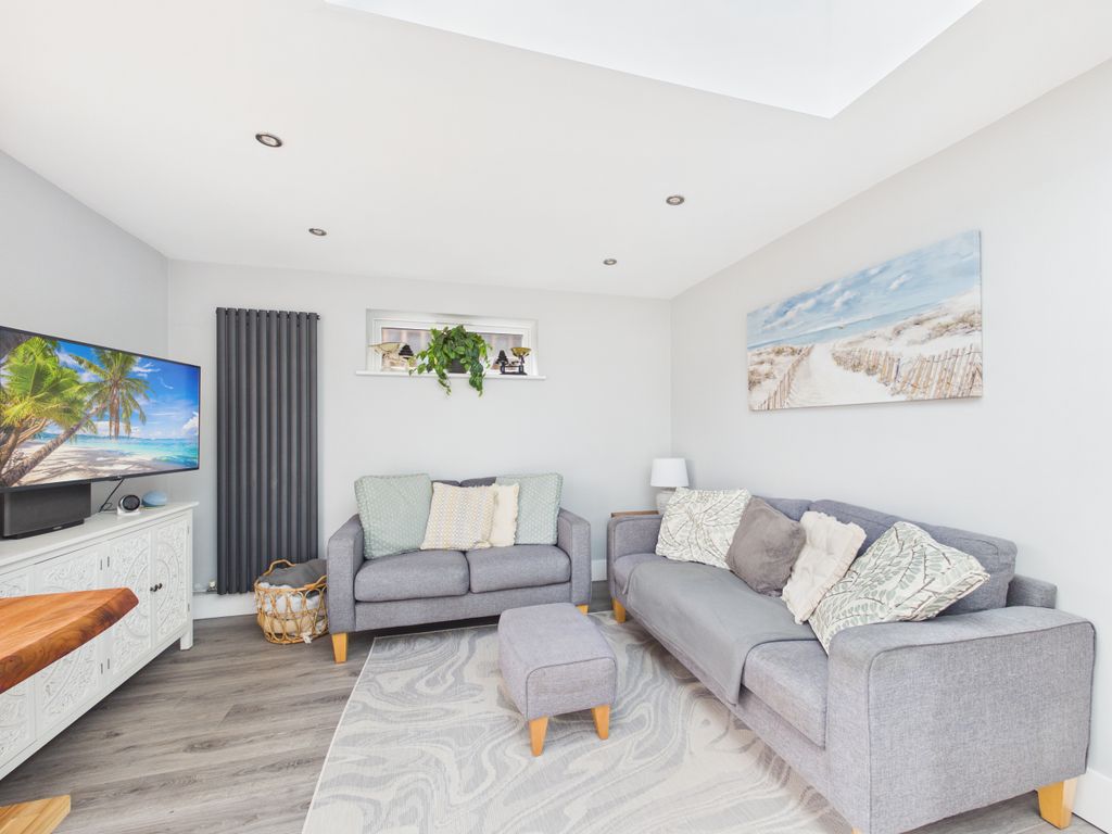 Additional image 18 of 3 bed semi-detached house for saleGlimbers Grove, Chinnor, Oxfordshire OX39
