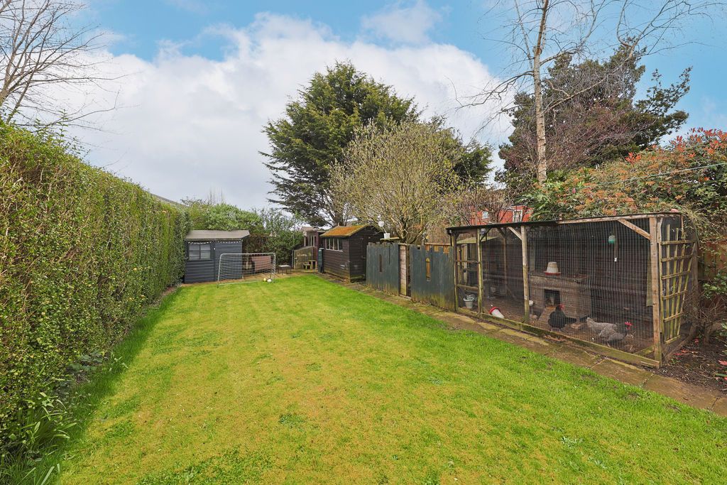 Additional image 23 of 3 bed semi-detached house for saleAvenue Road, Whittington Moor, Chesterfield S41