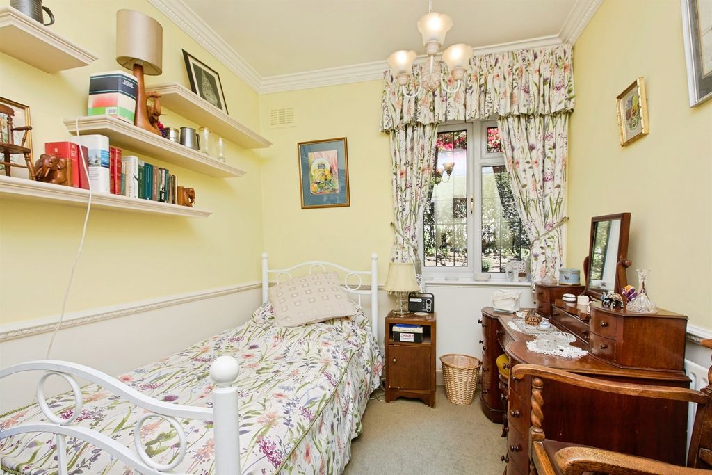Additional image 5 of 4 bed detached bungalow for saleHighfield Drive, Burton-On-Trent DE15