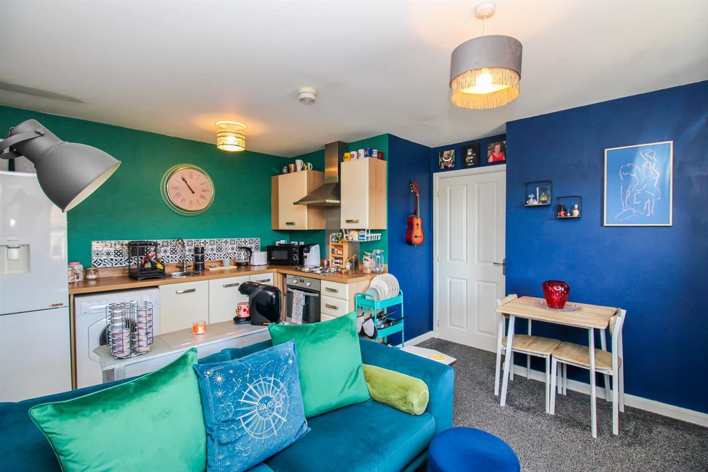 Additional image 4 of 1 bed flat for saleHarrison Court, Morris Road, Castleford WF10