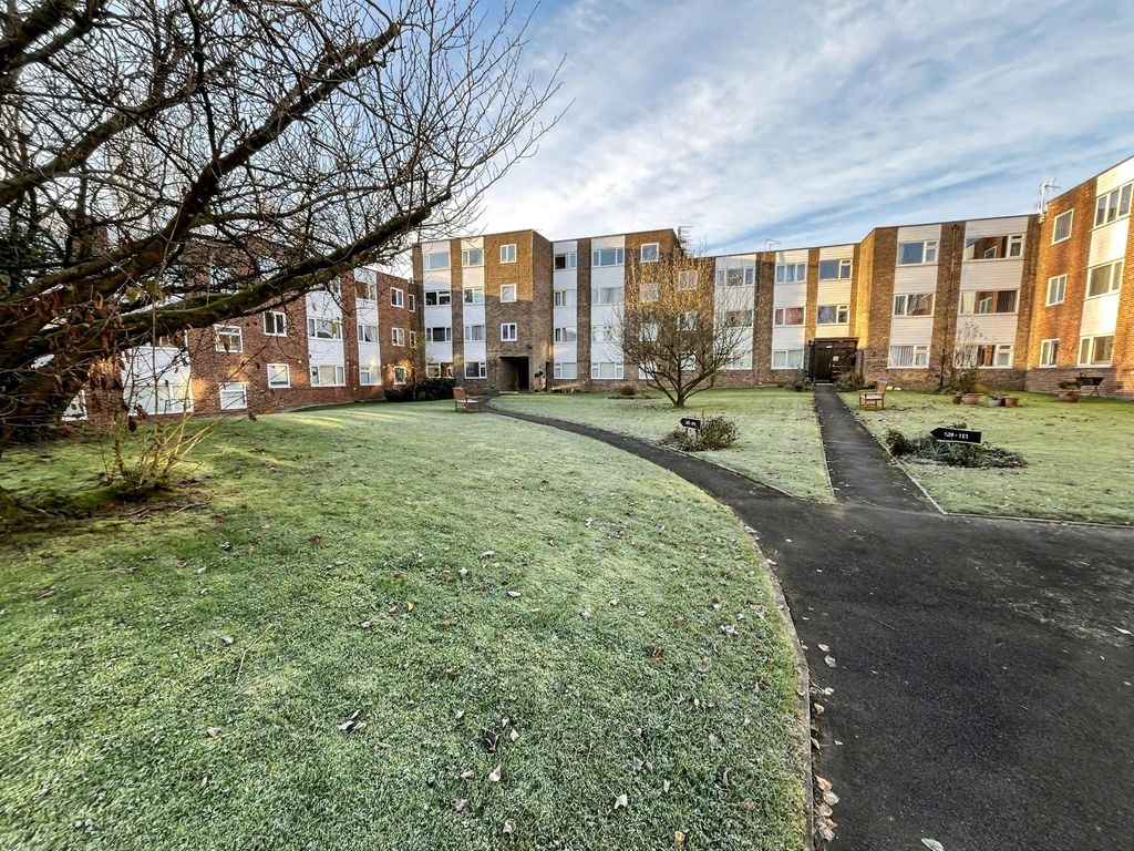 1 bed flat for salePole Lane Court, Pole Lane, Bury BL9