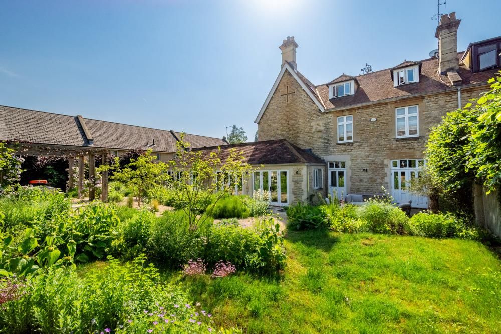 Additional image 2 of 6 bed semi-detached house for saleThe Avenue, Cirencester, Gloucestershire GL7