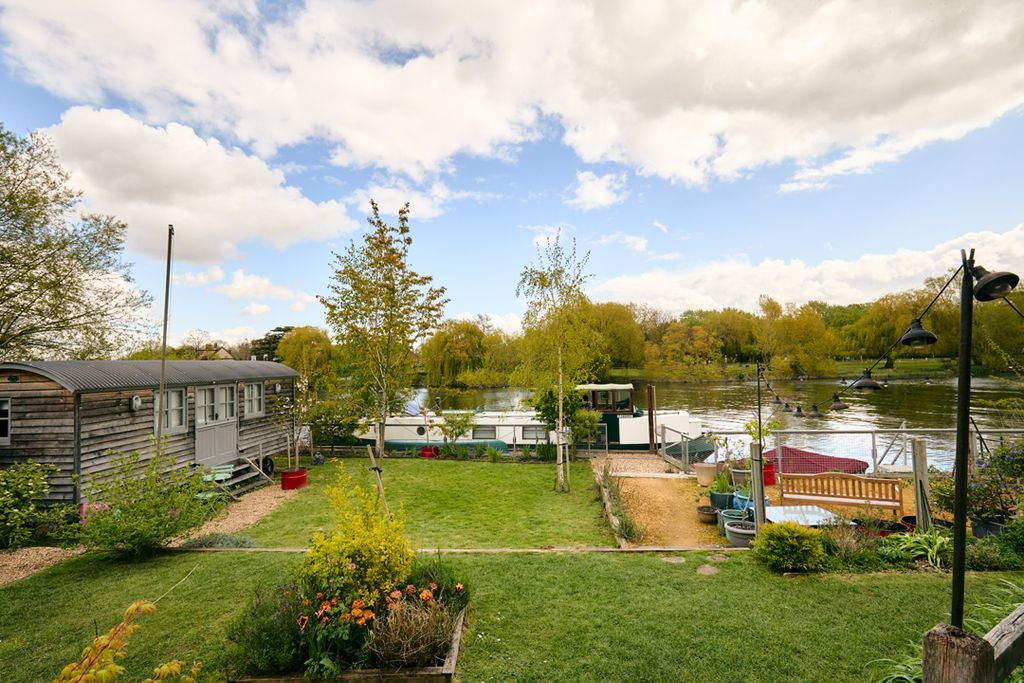 Additional image 2 of 2 bed detached house for saleLaleham Reach, Chertsey KT16