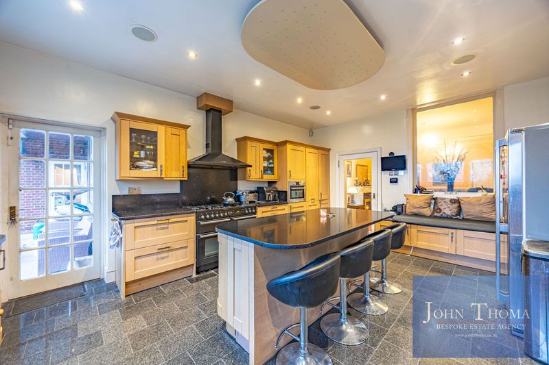 Additional image 11 of 6 bed detached house for saleManor Road, Chigwell IG7