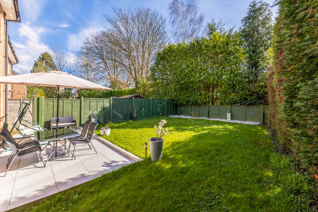 Additional image 20 of 4 bed detached house for saleHawthorne Gardens, Caterham CR3