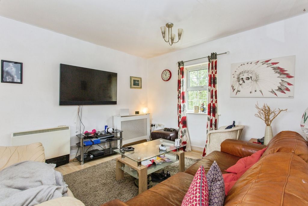 Additional image 2 of 2 bed flat for saleMaple House, Denham Wood Close, Chorley, Lancashire PR7