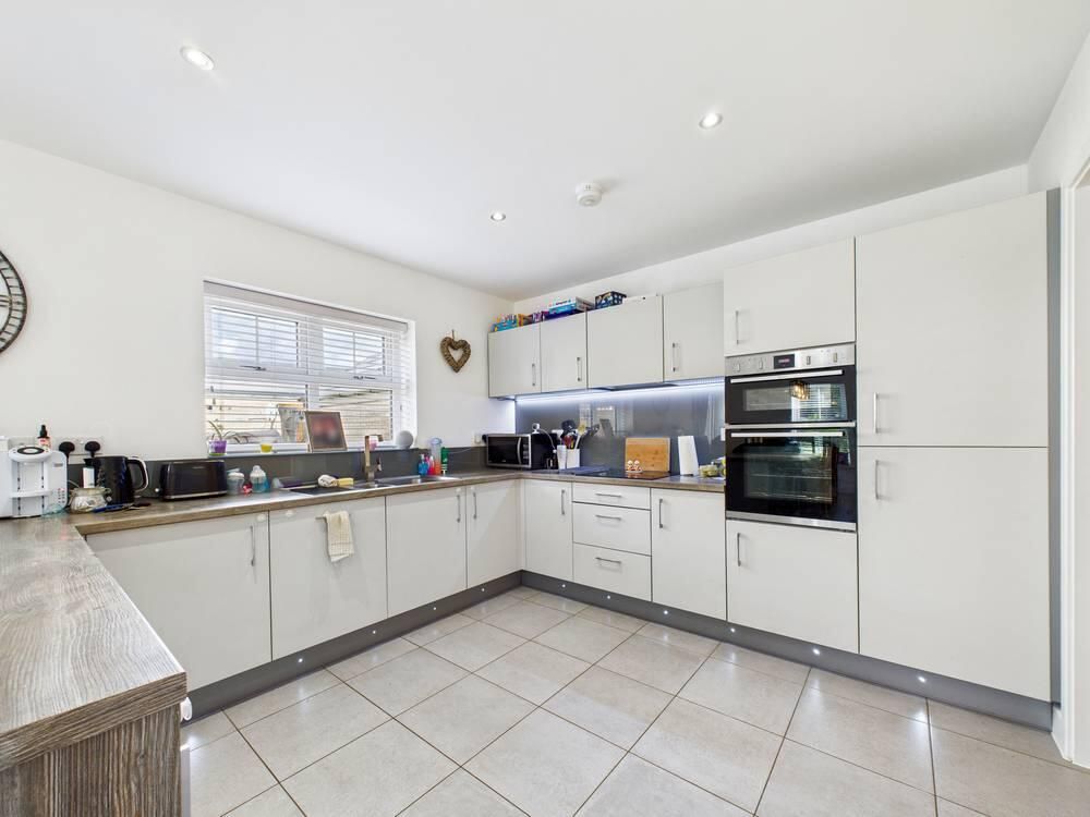 Additional image 13 of 4 bed detached house for saleHaydock Avenue, Castleford WF10