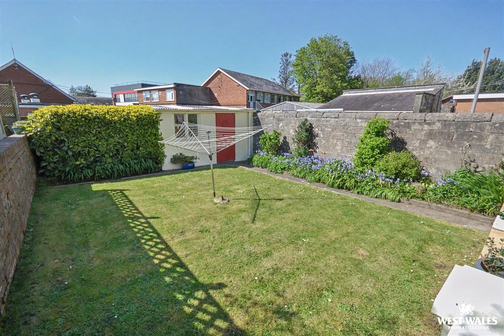 Additional image 2 of 5 bed semi-detached house for salePark Place, Cardigan SA43