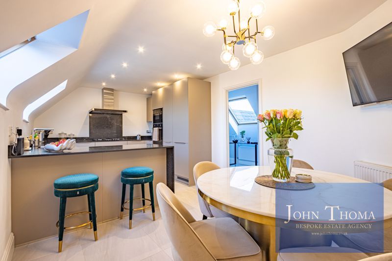 Additional image 13 of 3 bed flat for saleManor Road, Chigwell IG7