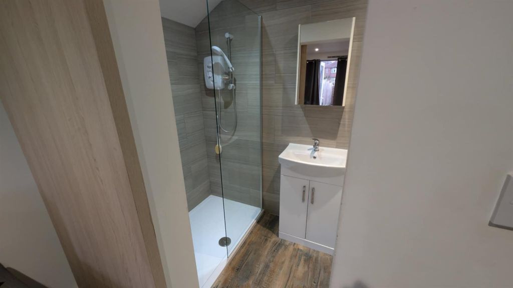 Additional image 17 of 2 bed detached bungalow for saleHolywell Lane, Castleford WF10