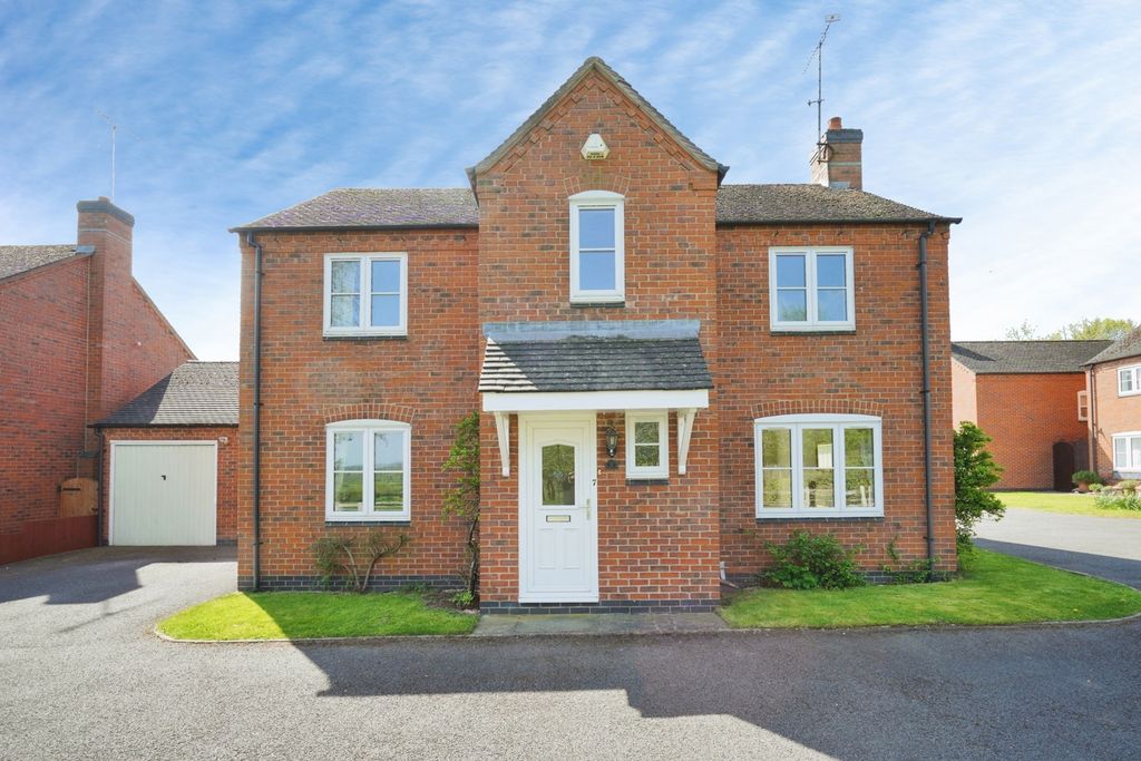Additional image 34 of 4 bed detached house for saleShotwood Close, Rolleston-On-Dove, Burton-On-Trent, Staffordshire DE13