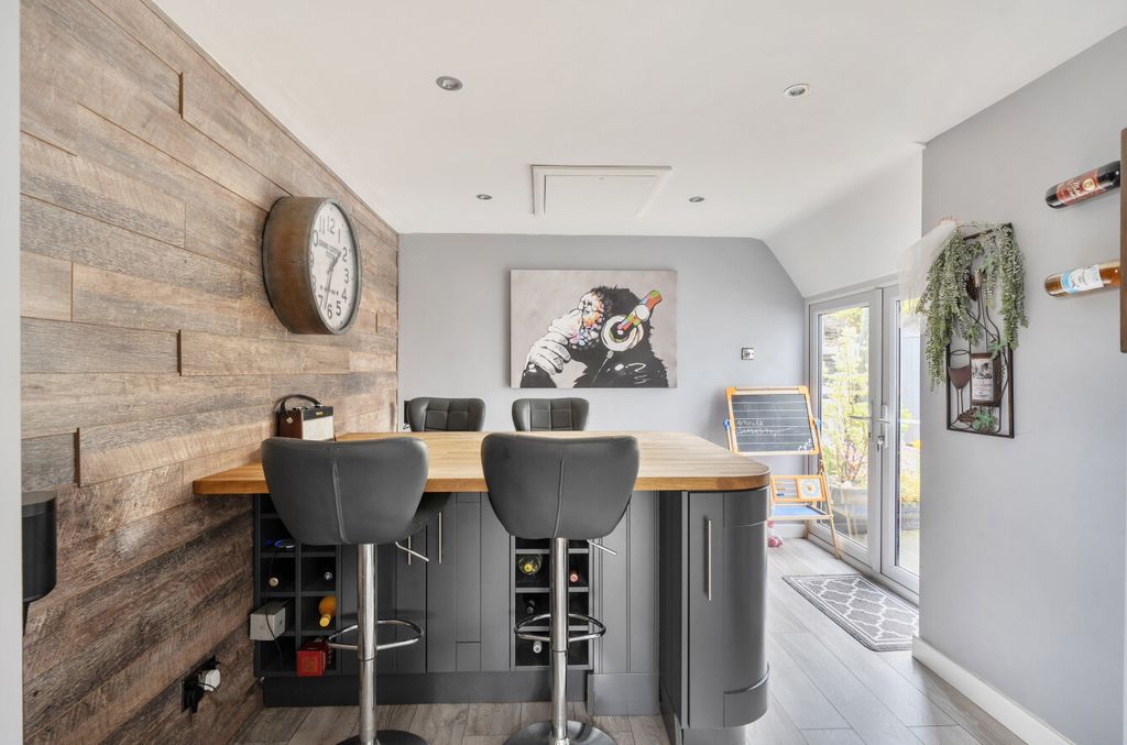 Additional image 11 of 4 bed detached house for saleKents Close, South Chard, Chard, Somerset TA20