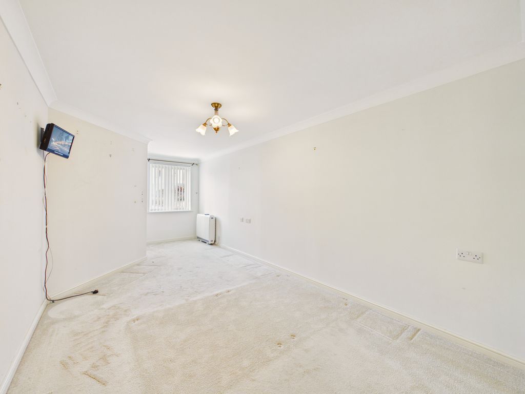 Additional image 6 of 1 bed flat for saleTrevithick Road, Camborne TR14