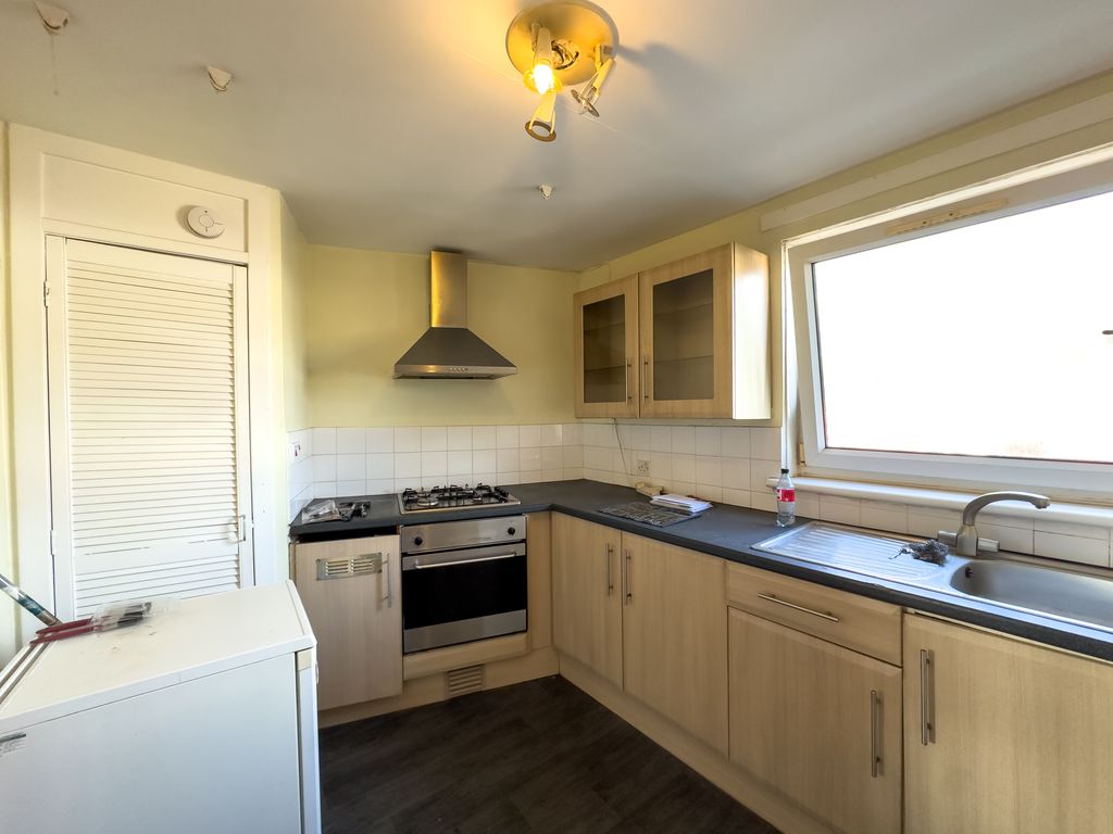 Additional image 7 of 2 bed flat for saleWest Leven Street, Burntisland KY3