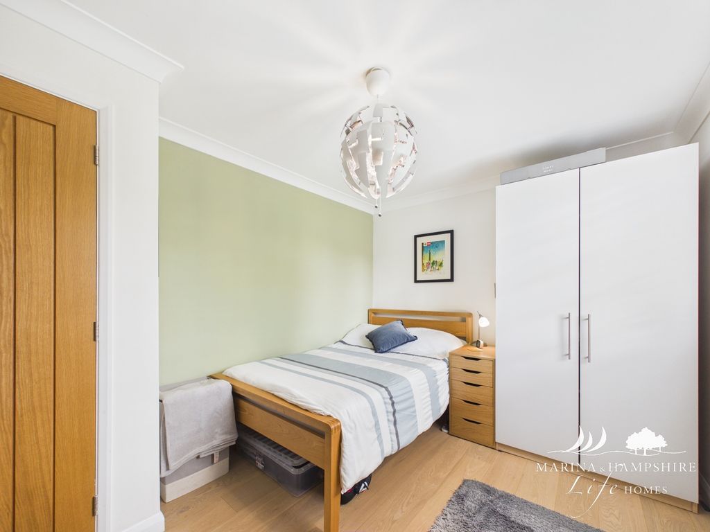 Additional image 28 of 4 bed detached house for saleDunstan Close, Chichester PO19