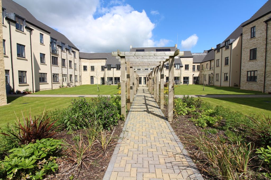 Additional image 15 of 1 bed flat for saleTrinity Road, Chipping Norton OX7