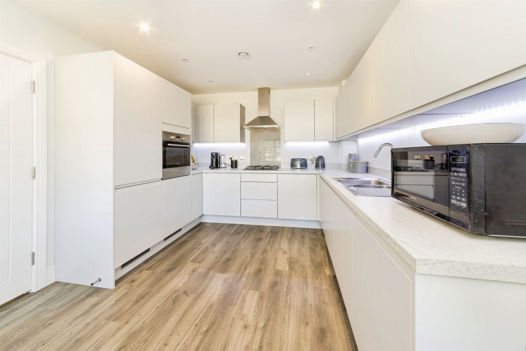 Additional image 17 of 4 bed detached house for saleMill Rose Way, Burgess Hill RH15