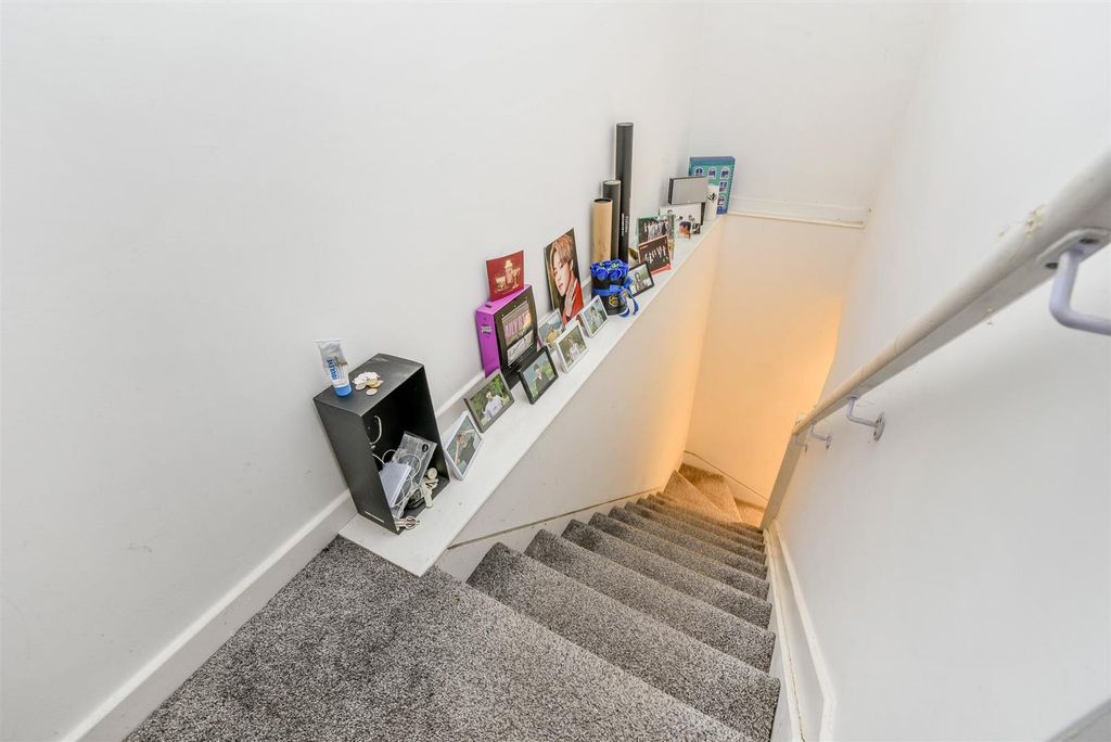 Additional image 9 of 1 bed flat for salePark Road, Chorley PR7