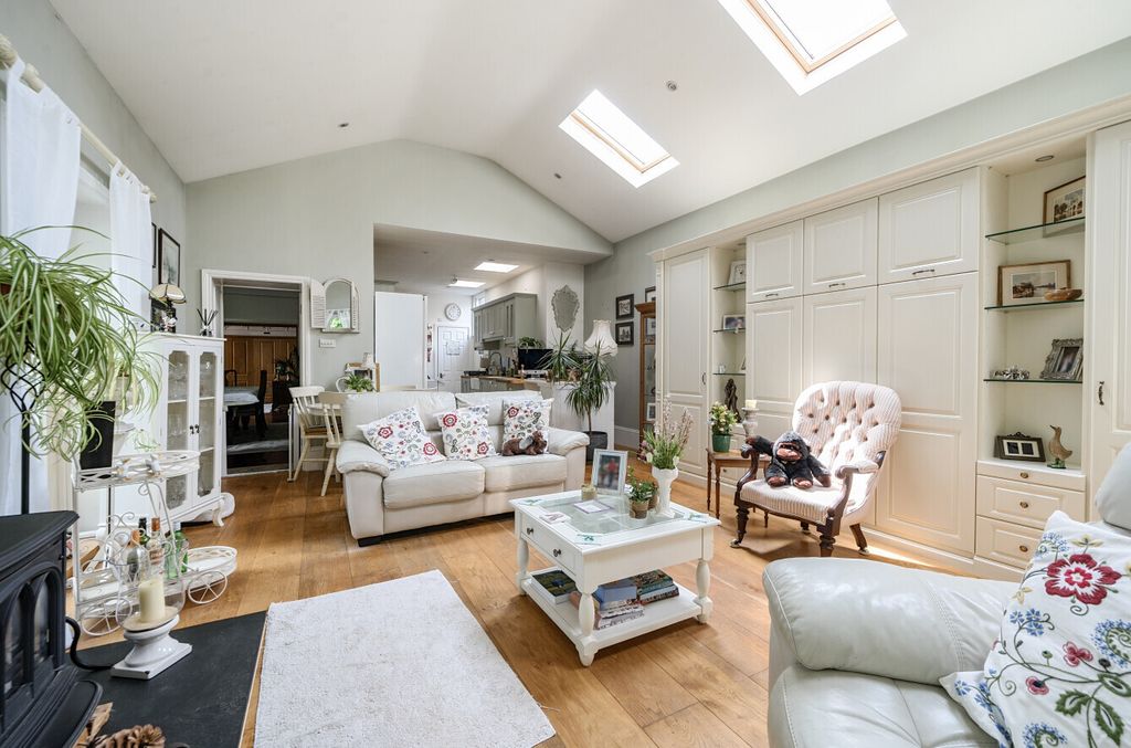 Additional image 25 of 4 bed detached house for saleGuildford Street, Chertsey, Surrey KT16