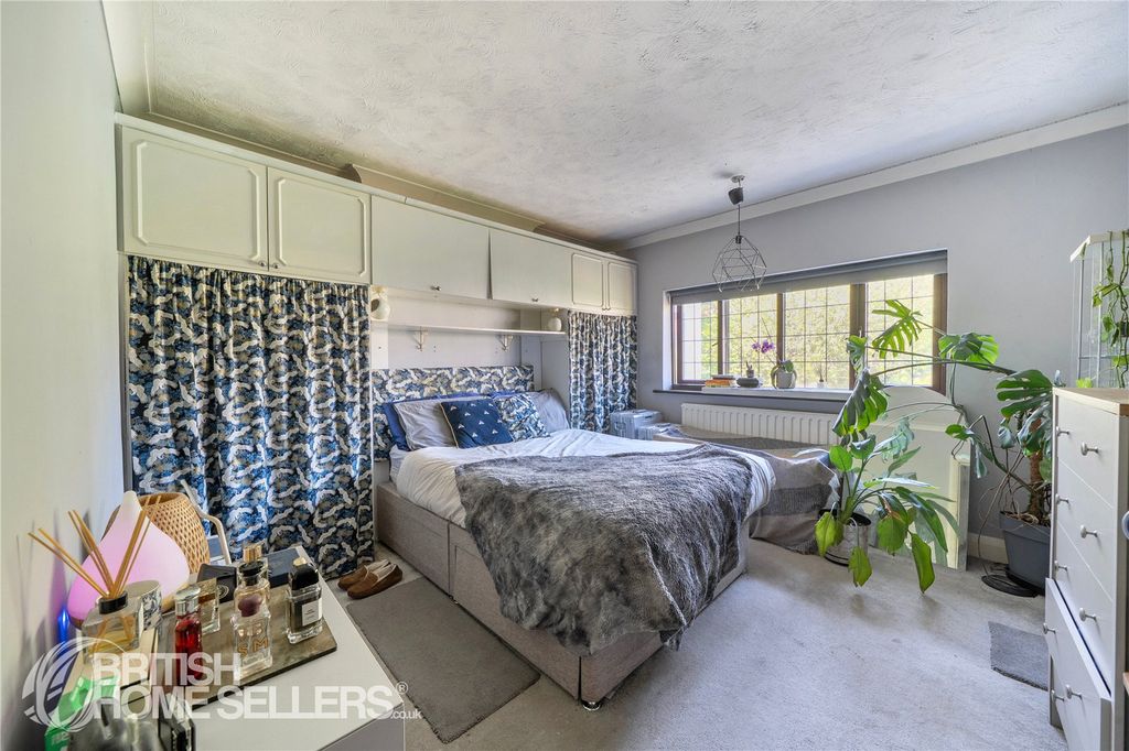 Additional image 14 of 6 bed detached house for saleWoodmansterne Road, Carshalton SM5
