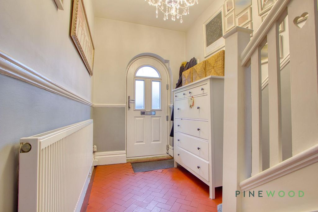 Additional image 35 of 5 bed semi-detached house for saleShaftesbury Avenue, Ashgate, Chesterfield, Derbyshire S40