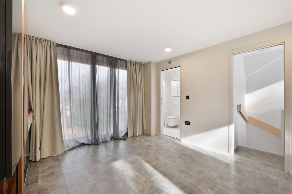 Additional image 13 of 4 bed semi-detached house for saleRuskin Road, Carshalton SM5