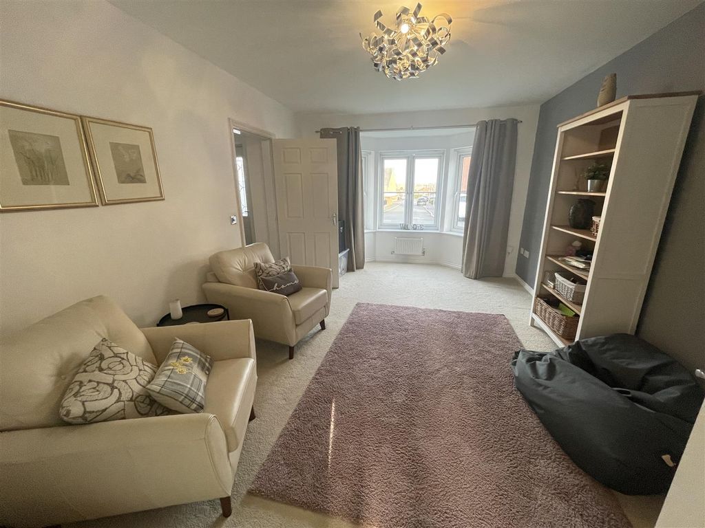 Additional image 2 of 4 bed detached house for saleHighfield Rise, Chester Le Street DH3