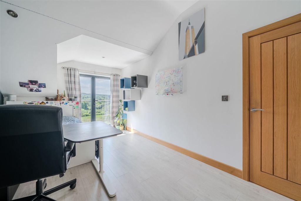 Additional image 56 of 6 bed detached house for saleLansdale House, Riggotts Lane, Walton, Chesterfield S42