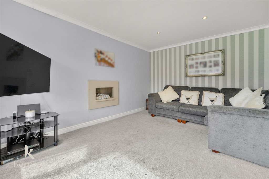 Additional image 4 of 6 bed detached house for saleTrimingham Drive, Bury BL8