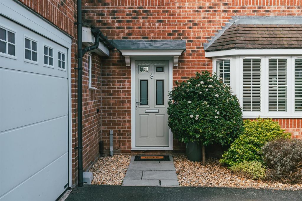 Additional image 34 of 5 bed property for saleOld Pheasant Court, Chesterfield S40