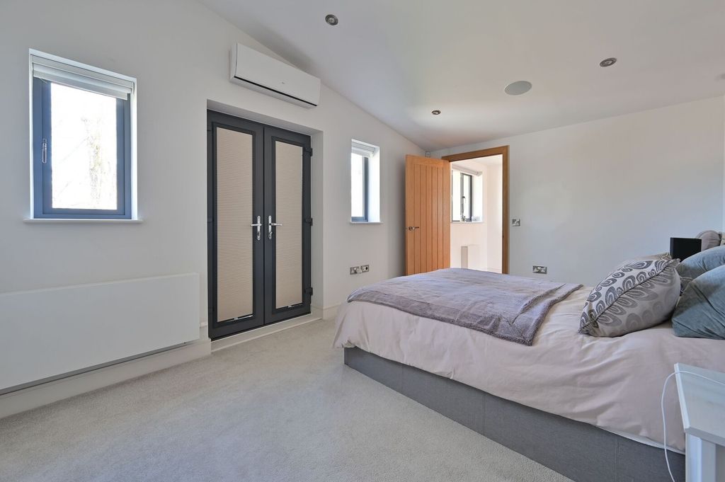 Additional image 23 of 5 bed detached house for saleThe Harlequins, Sandy Lane, Bushey WD23