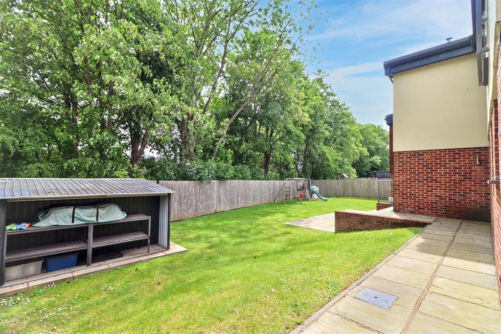 Additional image 34 of 4 bed detached house for saleSandy Lane, Bushey WD23