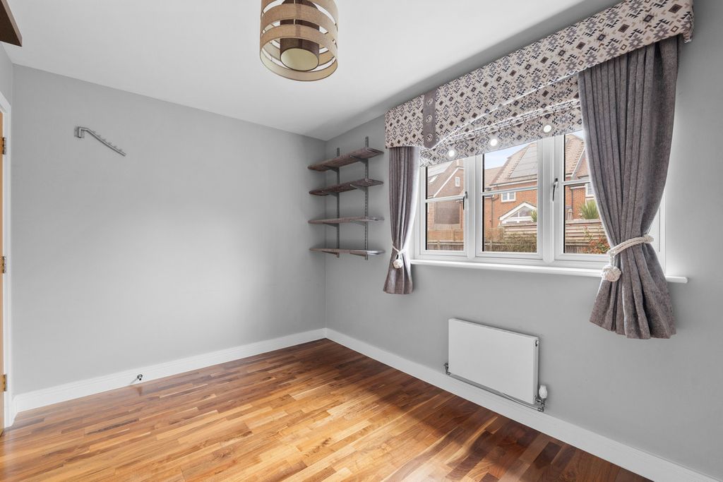 Additional image 13 of 5 bed detached house for saleHolland Park, Caterham CR3