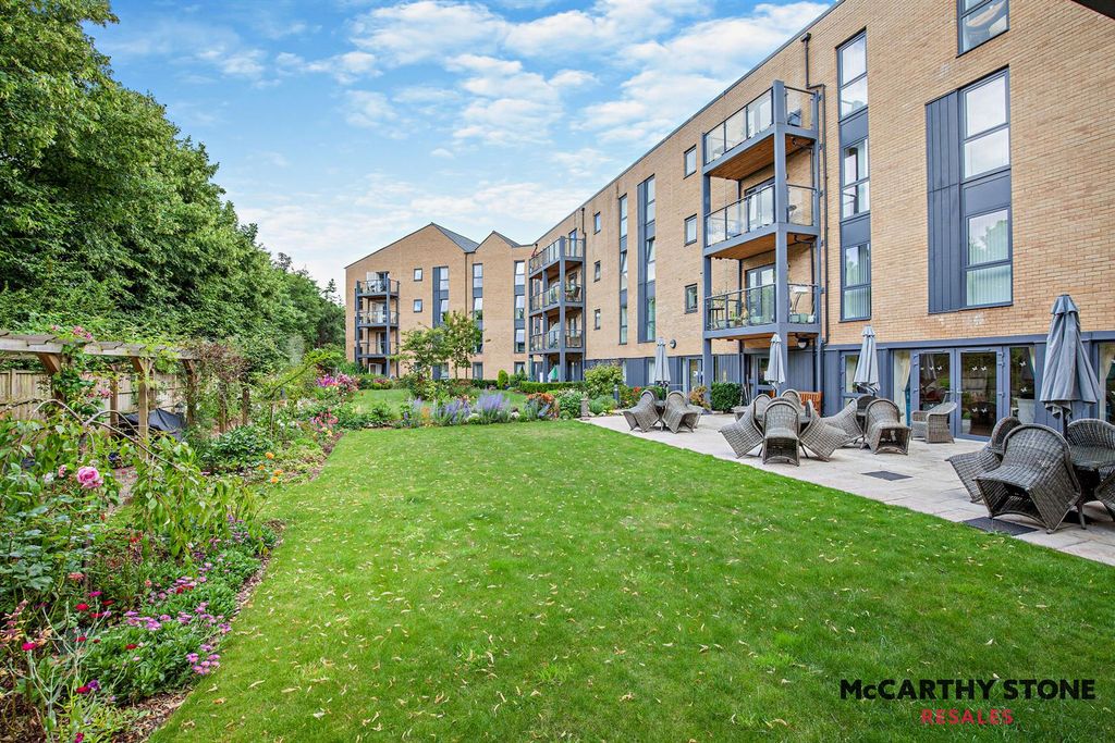 Additional image 2 of 2 bed flat for saleMiami House, Princes Road, Chelmsford CM2